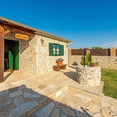 Awesome In Zemunik Gornji With Kitchen Vlasnovic