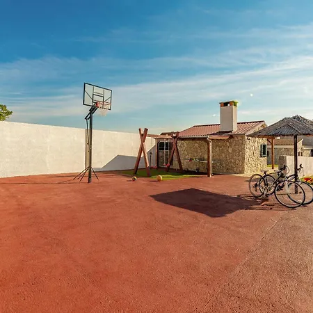 Beautiful In Zemunik Gornji Vlasnovic