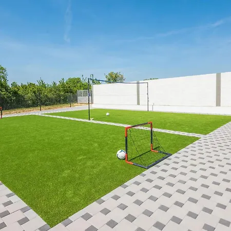 Beautiful In Zemunik Gornji * Vlasnovic